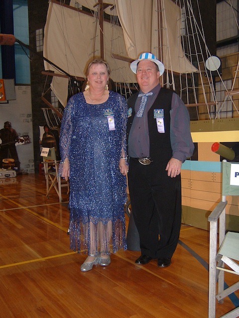 2005 Les & Anne at 46th Aust National Convention 3.jpg